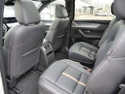 Used 2024 MAZDA CX-90 3.3 Turbo w/ Premium Plus Pkg image 26