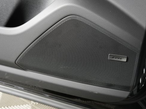 New 2026 Porsche Cayenne image 18