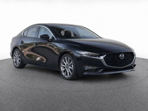 Used 2019 MAZDA MAZDA3 Sedan w/ Select Package FWD image 2