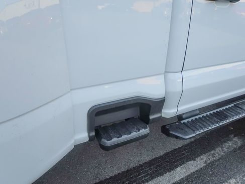 Used 2024 Ford F350 XLT image 12