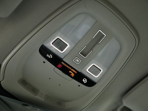 Used 2023 Volvo XC90 B5 Plus w/ Protection Package image 40