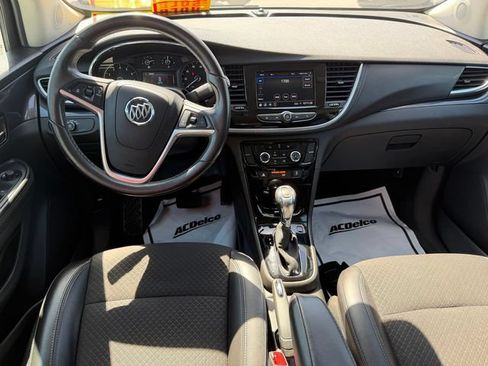 Used 2022 Buick Encore Preferred w/ Safety Package FWD image 10