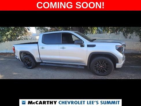 Used 2022 GMC Sierra 1500 Elevation AWD/4WD image 2
