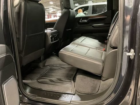 Used 2024 GMC Sierra 1500 Denali w/ Denali Reserve Package AWD/4WD image 6