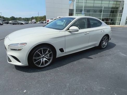 Used 2026 Genesis G70 2.5T RWD image 4