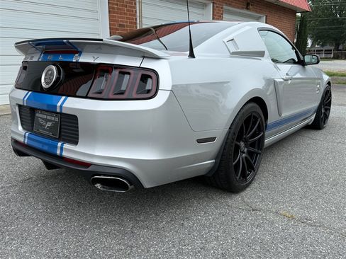 Used 2014 Ford Mustang Shelby GT500 w/ Equipment Group 821A RWD image 37