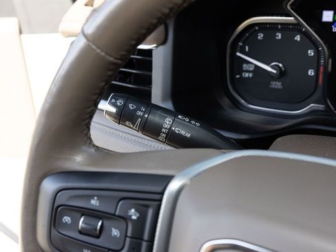 Used 2021 GMC Yukon Denali w/ Denali Ultimate Package image 34