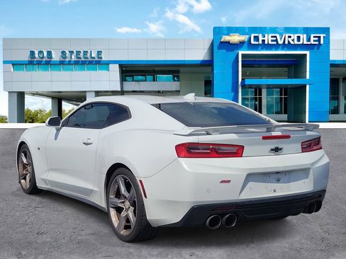 Used 2017 Chevrolet Camaro SS RWD image 4