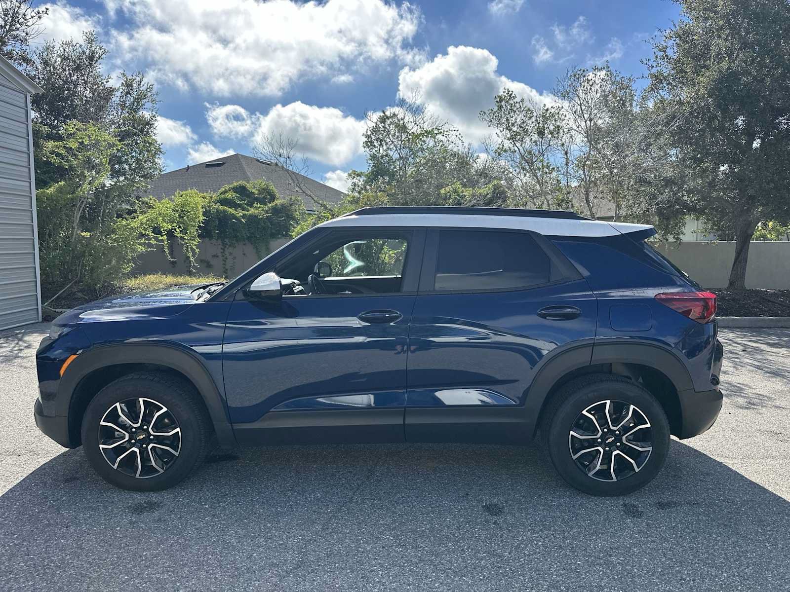 Certified 2023 Chevrolet TrailBlazer ACTIV AWD/4WD image 3