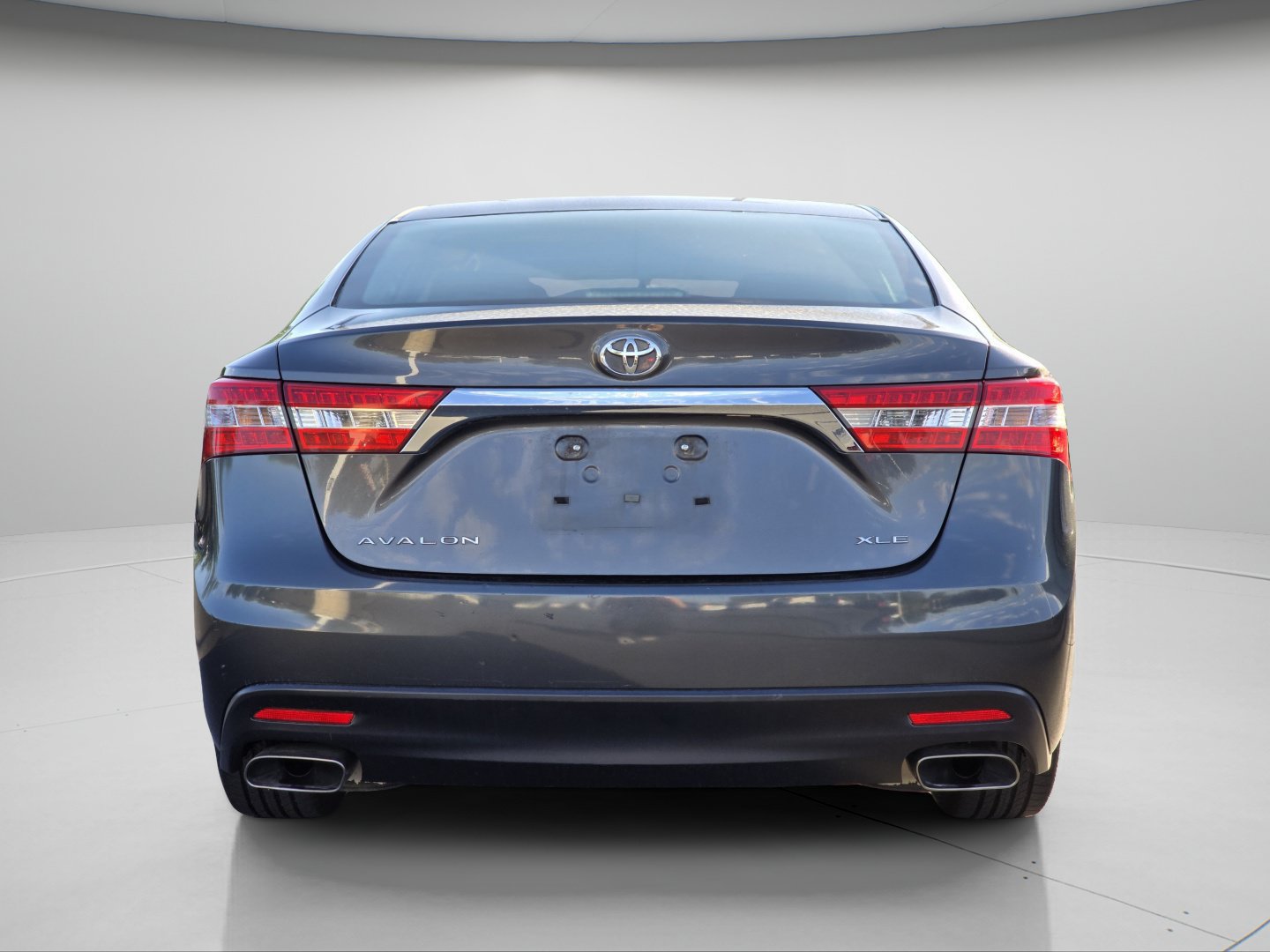 Used 2013 Toyota Avalon XLE FWD image 18