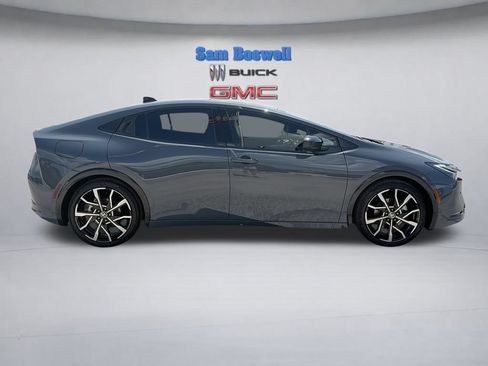 Used 2026 Toyota Prius Plug-In Hybrid FWD image 10