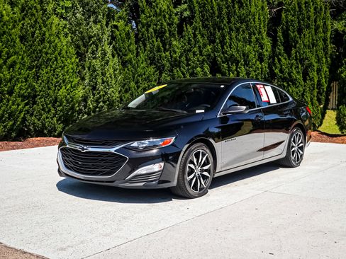 Used 2022 Chevrolet Malibu RS FWD image 5
