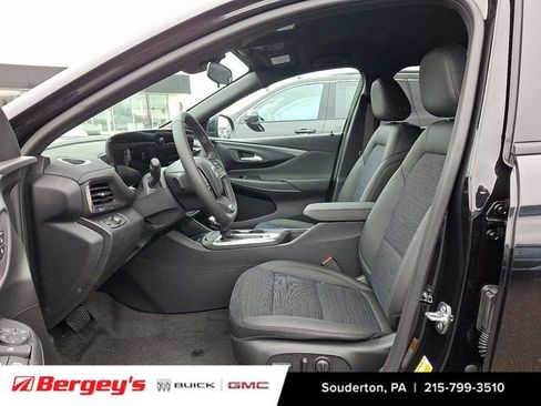 New 2026 Buick Envista Sport Touring w/ Convenience I Package FWD image 10