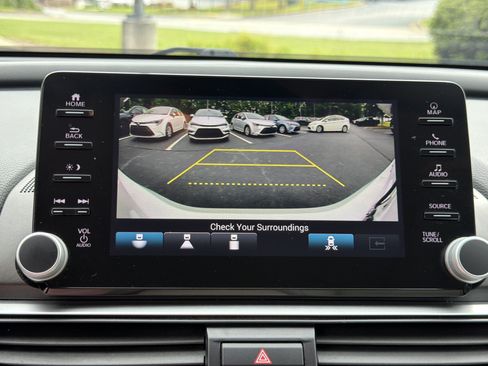 Used 2022 Honda Accord Touring image 27
