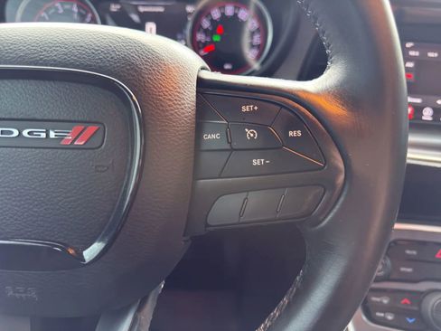 Used 2018 Dodge Challenger SXT RWD image 19