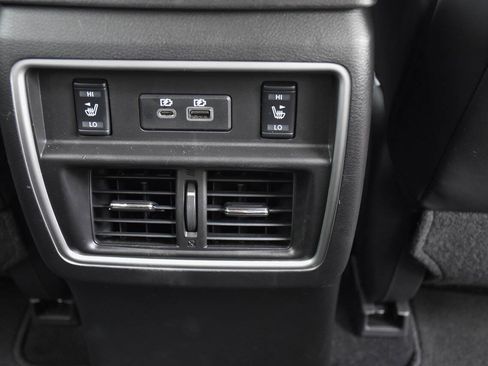 Used 2020 Nissan Murano Platinum w/ Cargo Package FWD image 13