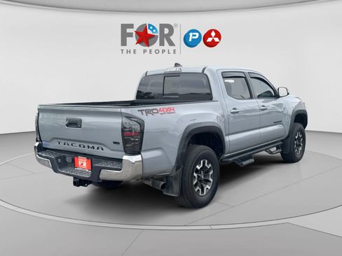 Used 2021 Toyota Tacoma TRD Off-Road image 5