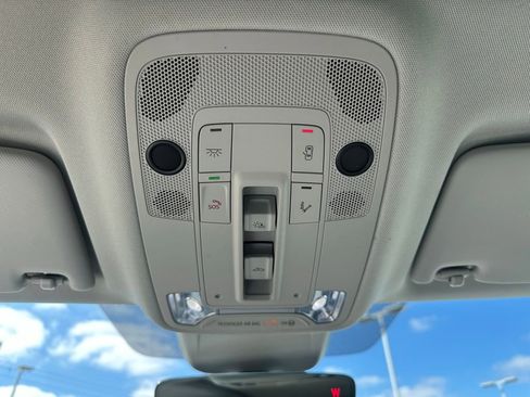 Used 2023 Audi Q3 2.0T Premium Plus w/ Premium Plus Package image 23