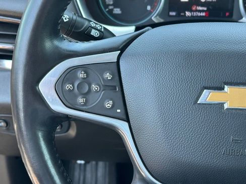 Used 2020 Chevrolet Traverse Premier w/ Redline Edition FWD image 16