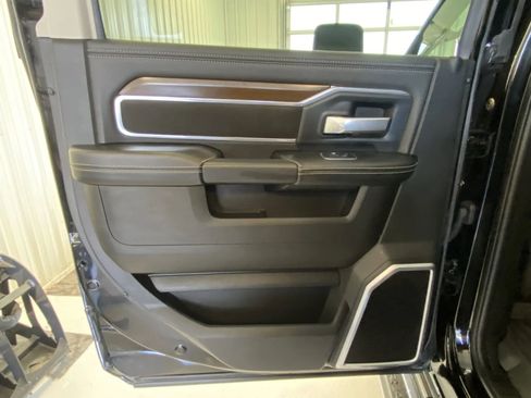 Used 2023 RAM 3500 Laramie AWD/4WD image 14