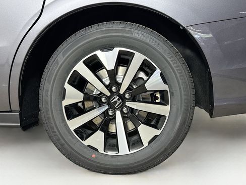 New 2026 Honda Odyssey EX-L image 39