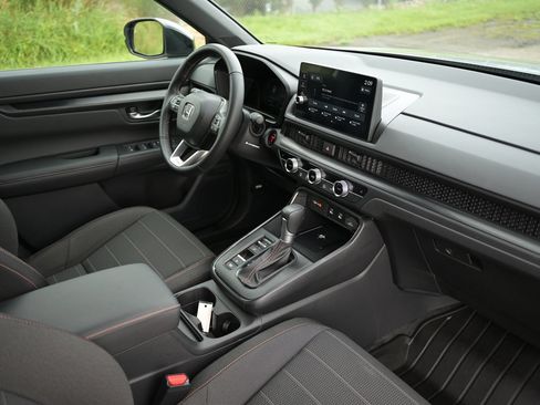 Used 2026 Honda CR-V Sport image 46