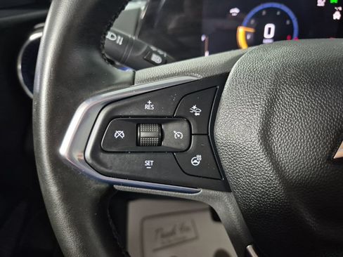 Used 2024 Chevrolet Trax LT w/ Driver Confidence Package FWD image 9