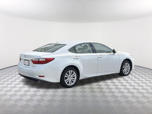Used 2014 Lexus ES 350 w/ Premium Package image 6