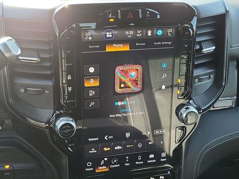 Used 2024 RAM 2500 Limited image 13