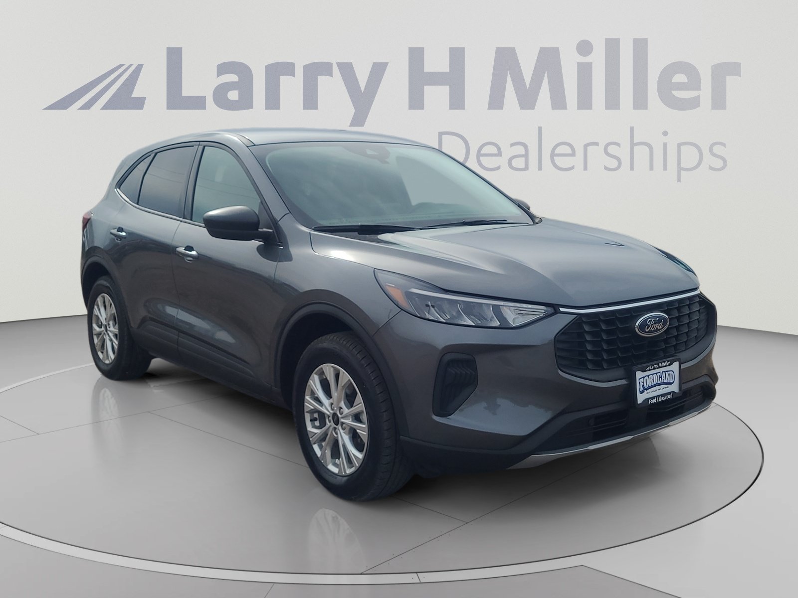 Used 2025 Ford Escape Active AWD/4WD image 7