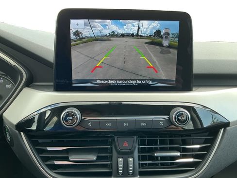 Certified 2021 Ford Escape SEL AWD/4WD image 19