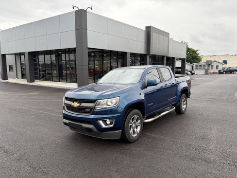 Used 2019 Chevrolet Colorado Z71 AWD/4WD image 7
