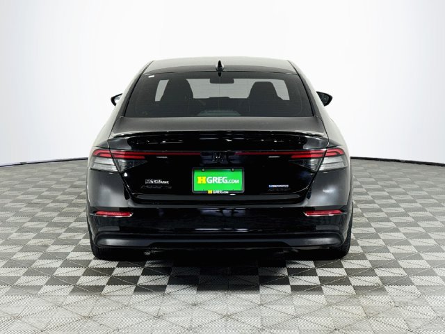 Used 2023 Honda Accord Sport image 7