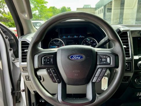 Used 2017 Ford F250 XLT w/ XLT Value Package AWD/4WD image 11