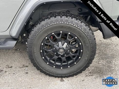 Used 2022 Jeep Wrangler Unlimited Sahara w/ Cold Weather Group image 10