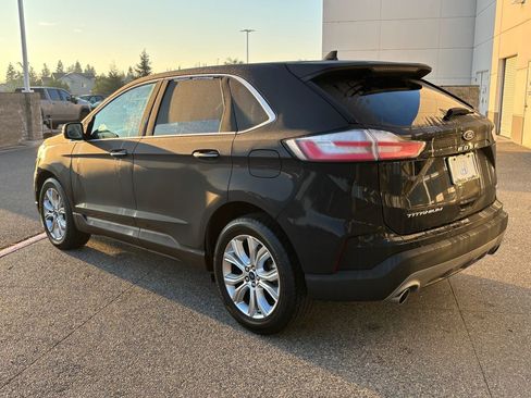 Used 2022 Ford Edge Titanium w/ Equipment Group 301A image 7