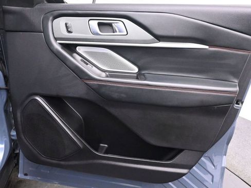 Used 2025 Ford Explorer ST AWD/4WD image 24