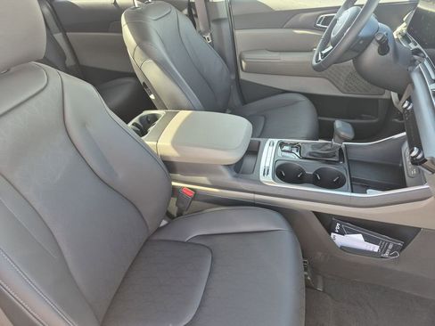 New 2026 Kia Carnival SX FWD image 16