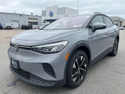 Used 2022 Volkswagen ID.4 Pro image 2