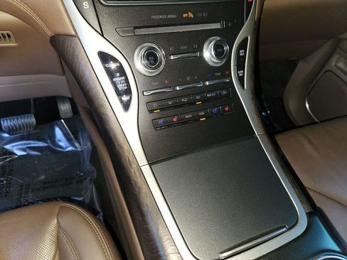 Used 2018 Lincoln MKX Reserve w/ Driver Assistance Package image 20