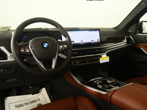 New 2026 BMW X5 sDrive40i w/ Climate Comfort Package RWD image 16