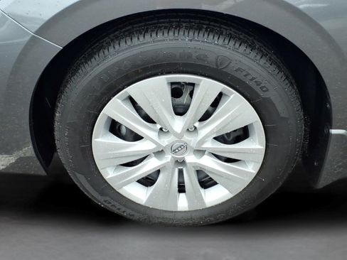 Certified 2025 Nissan Sentra S FWD image 10