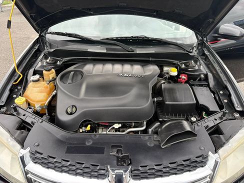 Used 2012 Dodge Avenger SXT Plus FWD image 12