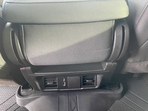 Used 2024 Chevrolet Silverado 2500 Custom w/ Custom Value Package image 27