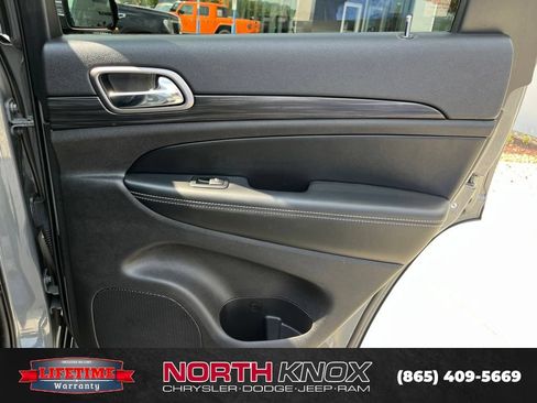 Used 2021 Jeep Grand Cherokee Freedom Edition AWD/4WD image 22