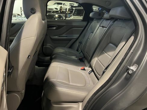 Used 2017 Jaguar F-PACE R-Sport AWD/4WD image 29