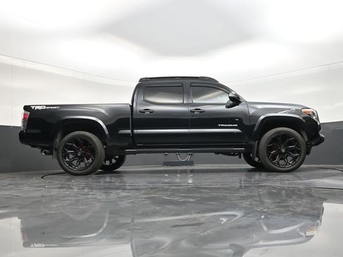 Used 2020 Toyota Tacoma TRD Sport RWD image 25