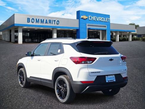 New 2026 Chevrolet TrailBlazer LT w/ Convenience Package FWD image 3