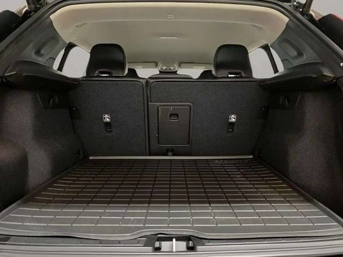 Used 2023 Volvo XC40 B4 Core w/ Convenience Package FWD image 77