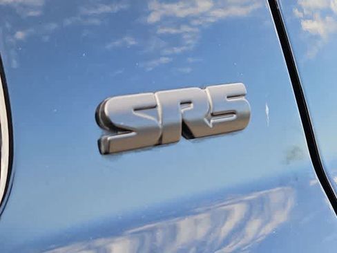Used 2021 Toyota Tundra SR5 w/ SR5 Leather Package RWD image 11